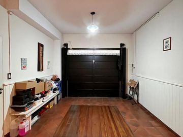 Casa de 5 AMBIENTES en venta