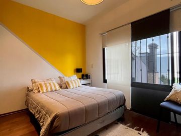 Casa de 5 AMBIENTES en venta