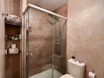 Casa de 5 AMBIENTES en venta