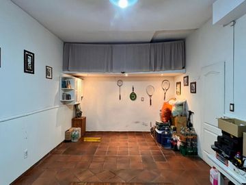 Casa de 5 AMBIENTES en venta