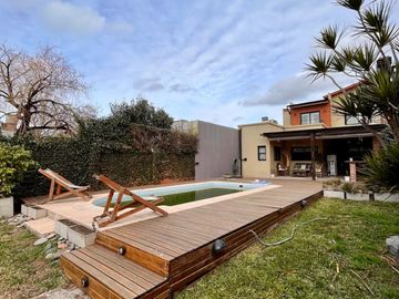 Casa de 5 AMBIENTES en venta