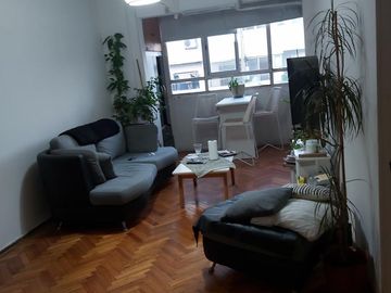 DEPARTAMENTO DE 2 AMBIENTES MUY LUMINOSO