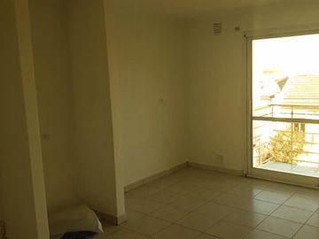 DEPTO 1 DORMITORIO CON BALCON, A METROS DEL PARQUE DE MAYO