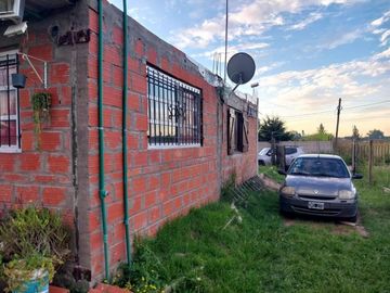 Casa con amplio terreno en Ingeniero Allan, Varela