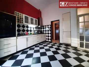 CASA EN VENTA EN LA MEJOR ZONA DE BARRIO JARDIN