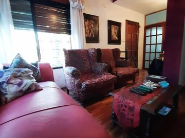 CASA EN VENTA EN LA MEJOR ZONA DE BARRIO JARDIN