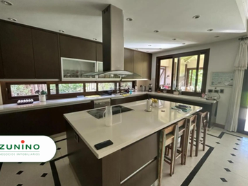 Hermosa casa a la venta en exclusivo country