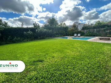 Hermosa casa a la venta en exclusivo country