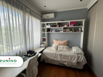 Hermosa casa a la venta en exclusivo country
