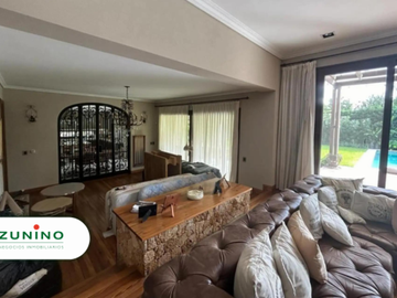 Hermosa casa a la venta en exclusivo country