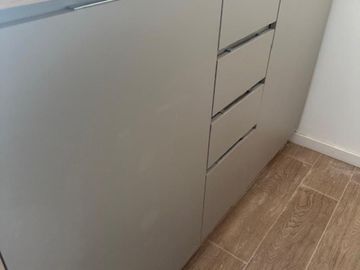 MONOAMBIENTE EN EDIFICIO DE 8 PISOS , DEPTOS  DE 1 Y 2 AMB , CON COCHERAS , BALCON O PATIO , CON SUM ,PISCINA , SAUNA