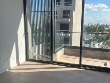 MONOAMBIENTE EN EDIFICIO DE 8 PISOS , DEPTOS  DE 1 Y 2 AMB , CON COCHERAS , BALCON O PATIO , CON SUM ,PISCINA , SAUNA