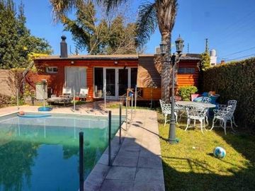 Inmejorable Inmueble de 5 Ambientes Con Cocheras y Piscina