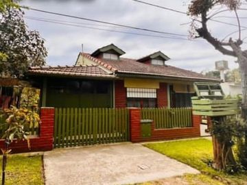 DOS CASAS SOBRE MISMO LOTE
