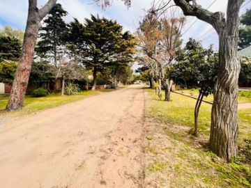DOS CASAS SOBRE MISMO LOTE