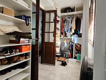 B° Jardin. Hermosa casa Desarrollada en P.B- Con pileta NO APTA BANCOR