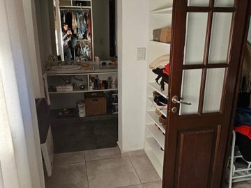 B° Jardin. Hermosa casa Desarrollada en P.B- Con pileta NO APTA BANCOR