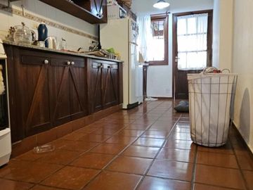 B° Jardin. Hermosa casa Desarrollada en P.B- Con pileta NO APTA BANCOR