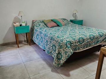 B° Jardin. Hermosa casa Desarrollada en P.B- Con pileta NO APTA BANCOR