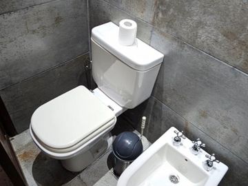 B° Jardin. Hermosa casa Desarrollada en P.B- Con pileta NO APTA BANCOR