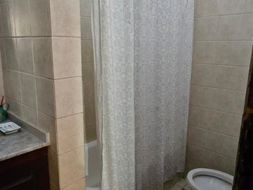 B° Jardin. Hermosa casa Desarrollada en P.B- Con pileta NO APTA BANCOR