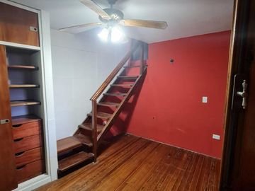 Excelente casa de categoria 6 Ambientes con Cochera -BOEDO-