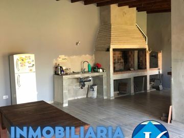 Vivienda con buena ubicación en Gral. Las Heras.
