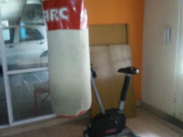VENTA CASA 3 AMBIENTES COCHERAS Y QUINCHO EXCELENTE ZONA OPORTUNIDAD