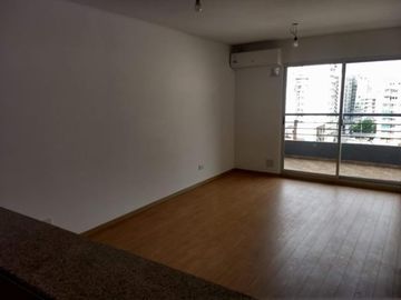 CABALLITO- Exclusivo departamento de 3 amb con balcón y terraza propia,  cochera y Amenities