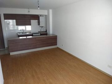 CABALLITO- Exclusivo departamento de 3 amb con balcón y terraza propia,  cochera y Amenities