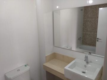 CABALLITO- Exclusivo departamento de 3 amb con balcón y terraza propia,  cochera y Amenities