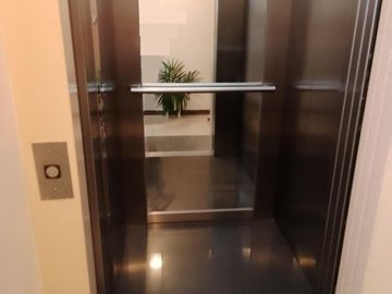 Venta departamento amplio 2 ambientes 66M2 con patio en Villa Devoto