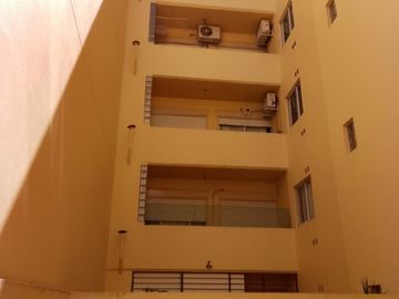 Venta departamento amplio 2 ambientes 66M2 con patio en Villa Devoto