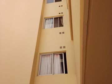 Venta departamento amplio 2 ambientes 66M2 con patio en Villa Devoto