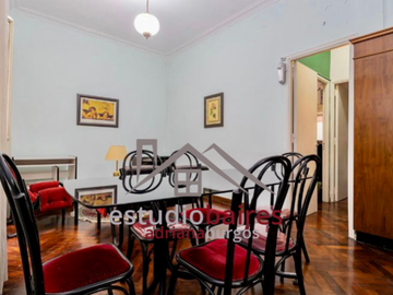 BALVANERA - Sólido 3 Ambientes en 1er Piso al Contrafrente con Patio