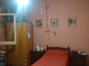 VENTA de casa bellísima cuadra Bo Balzaretti