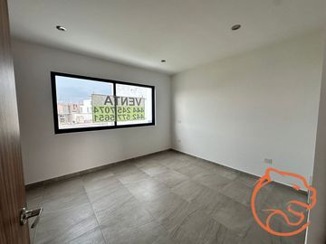 CASA EN VENTA EN VALLE DE  JURIQUILLA (LA RESERVA)