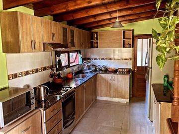 CASA EN VENTA PEGADA A COUNTRY LOS QUEBRACHOS