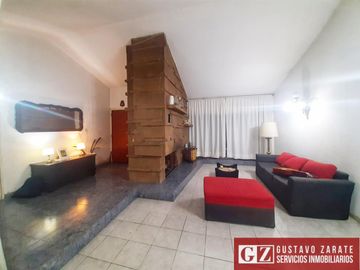 CASA EN VENTA EN ZONA SUR BARRIO PARQUE VELEZ SARSFIELD