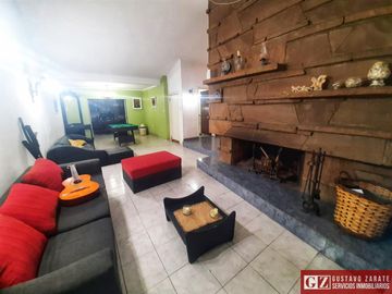 CASA EN VENTA EN ZONA SUR BARRIO PARQUE VELEZ SARSFIELD