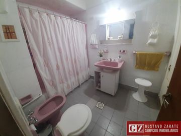 CASA EN VENTA EN ZONA SUR BARRIO PARQUE VELEZ SARSFIELD