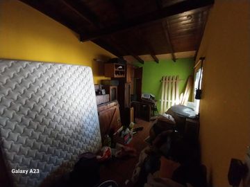 Excelente Casa 4 Ambientes En Venta, Los Paraisos 82, Villa Udaondo, Ituzaingó.