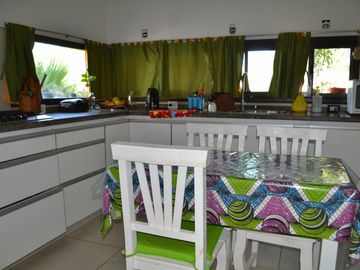 PROPIEDAD EN BARRIO CERRADO KEOKEN , TANTI