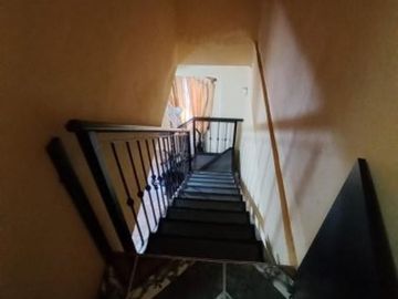 VENTA DE EXCELENTE CHALET DE 4 AMBIENTES CON COCHERA EN MONTE GRANDE - POSIBILIDAD DE PERMUTA (LOMAS, BANFIELD, TEMPERLEY)