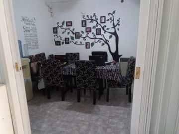 VENTA DE EXCELENTE CHALET DE 4 AMBIENTES CON COCHERA EN MONTE GRANDE - POSIBILIDAD DE PERMUTA (LOMAS, BANFIELD, TEMPERLEY)
