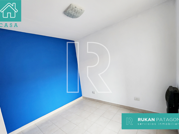 #AlquilerRUKAN | Casa de 3 Ambientes | Barrio CENTRO | Calle JOSÉ HERNÁNDEZ | Caleta Olivia.- (DISPONIBLE EN AGOSTO 2024)