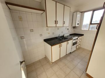 Excelente Dpto 2 Amb. C/ Balcón Corrido. Piso Alto. Hermosa Vista. 47 Mts. Manzanares 2300. Nuñez