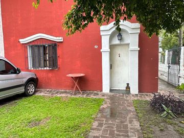 Casa de tres ambientes a la venta en San Miguel