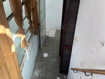 Casa con Cochera y Terraza
