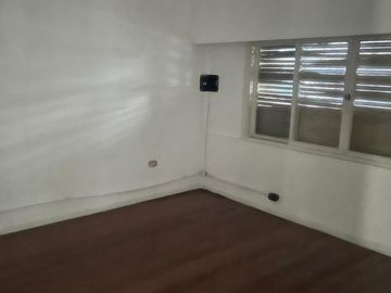 Casa con Cochera y Terraza